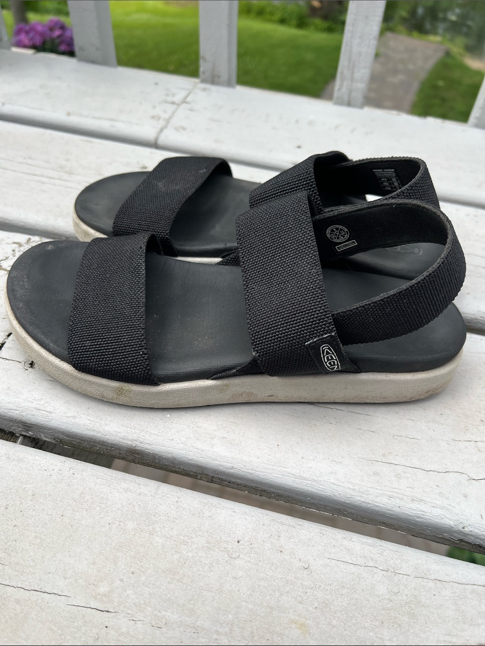 Keen Women Black Dual-Strap Elastic Sandals - Picture 5 of 8